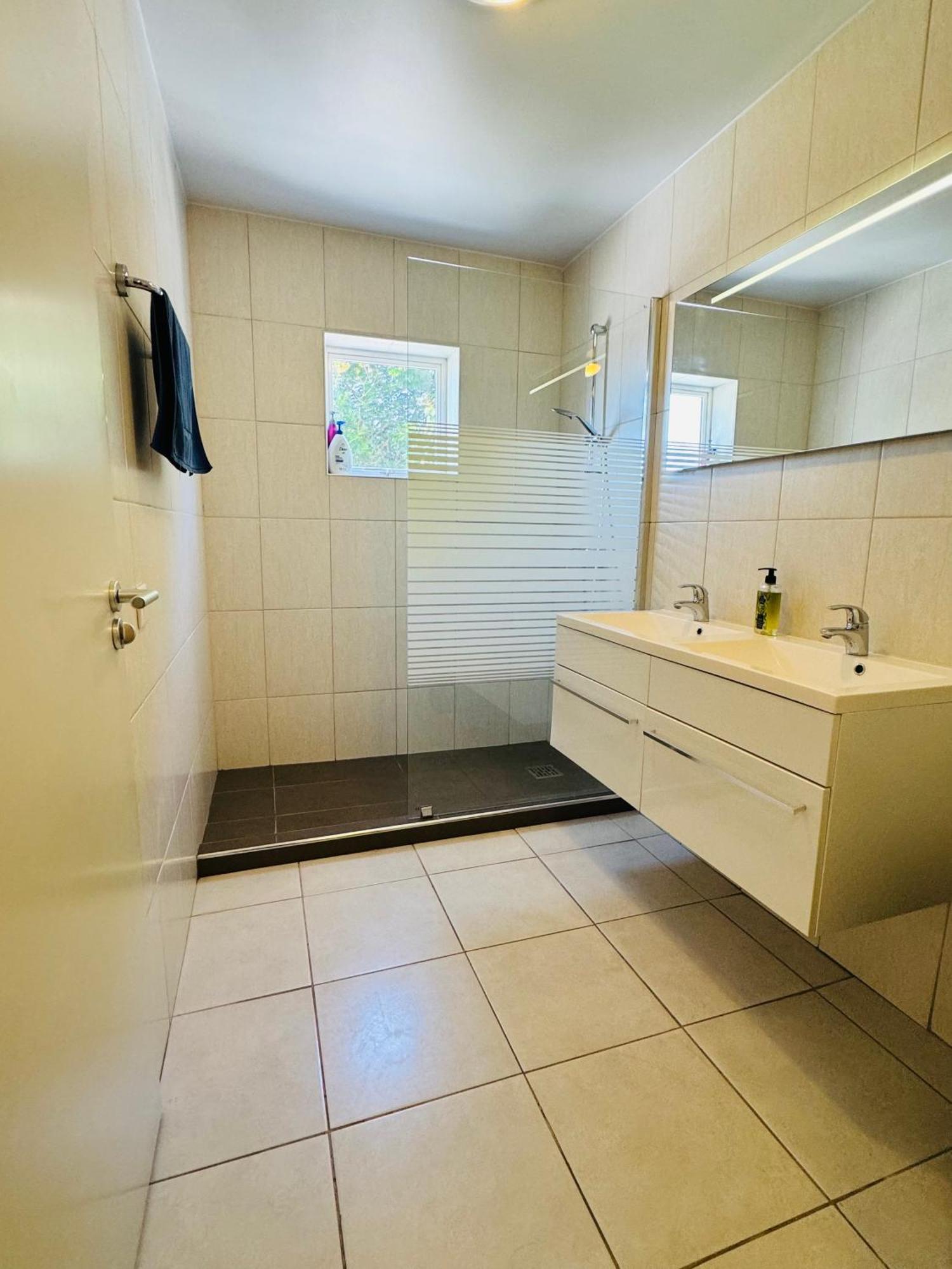 # Blue Bay Beach - Ocean View Apartments - Fully Air Conditioned # Eksteriør billede